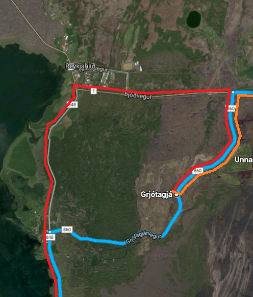 Camino rojo adecuado a Grjótagjá (Islandia)