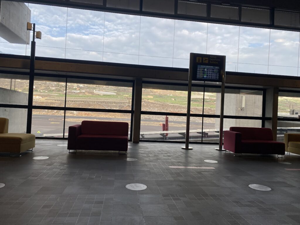 Zona de embarque Aeropuerto de La Palma